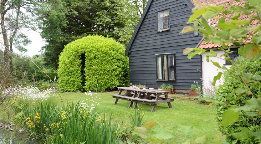 Photo of Wassicks Cottage, Haughley