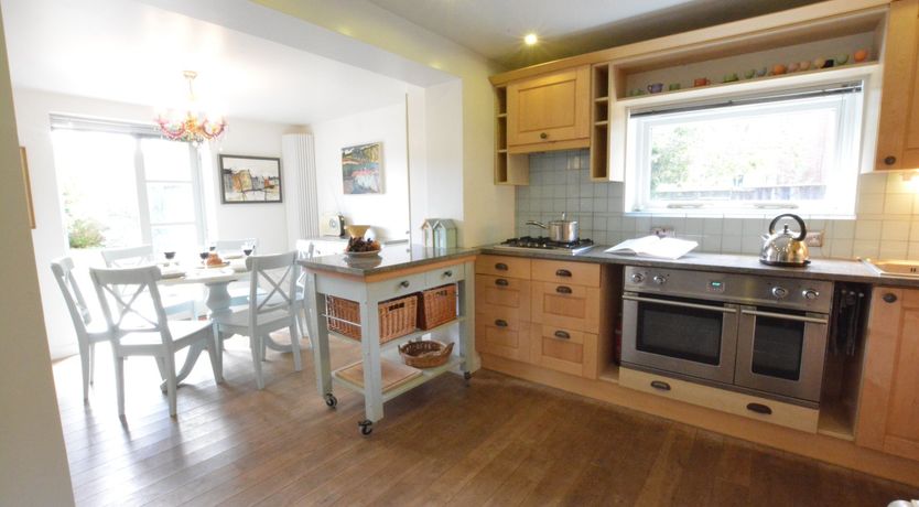 Photo of Robert Sadler's Studio