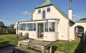 Photo of Harbour Lights