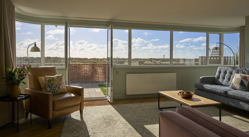 Photo of Harbour Lights