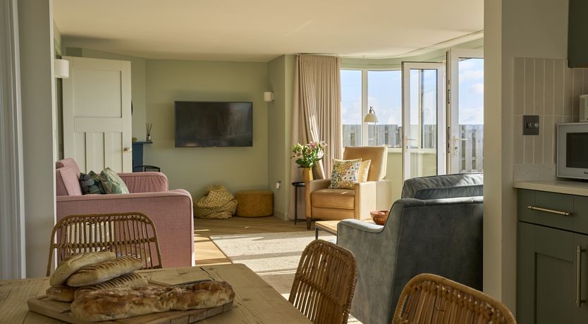 Photo of Harbour Lights