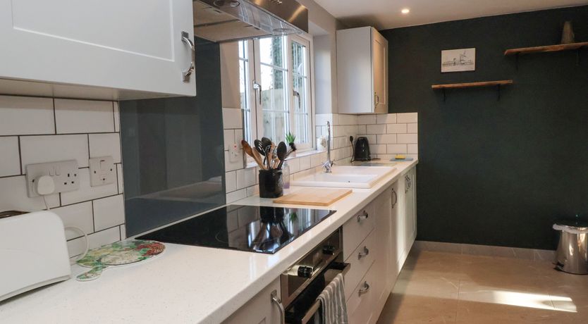 Photo of 2 Greensleeves