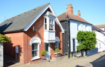 The Red Brick House, Aldeburgh Holiday Cottage