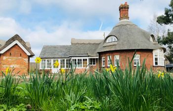 The Round House Holiday Cottage