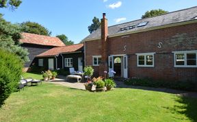 Photo of Stable Cottage at the Grove, Great Glemham