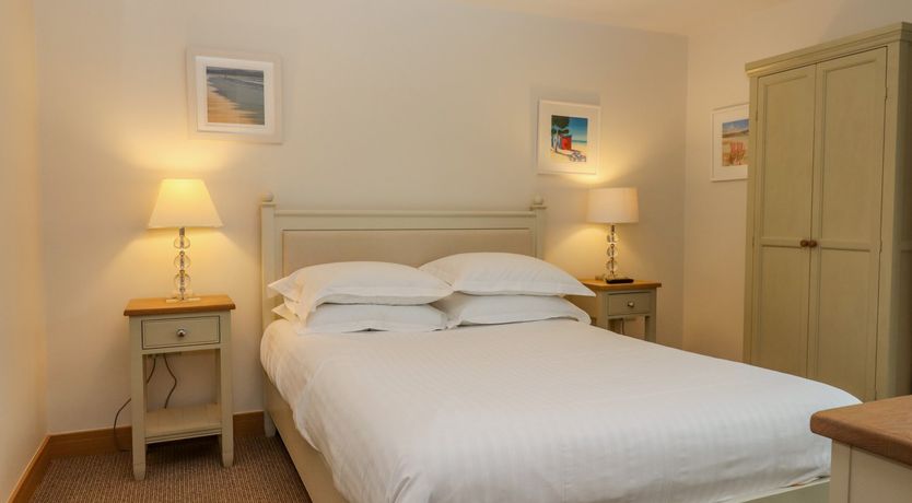 Photo of Swandown, 2 Blackdown