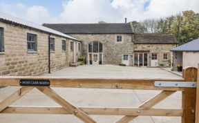 Photo of Mosscarr Barn