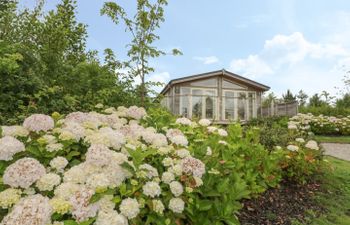 11 Faraway Fields Holiday Cottage