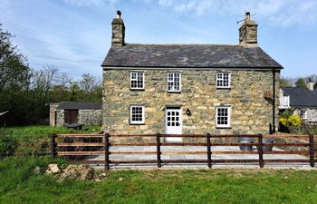 Ty Bwlcyn Holiday Cottage