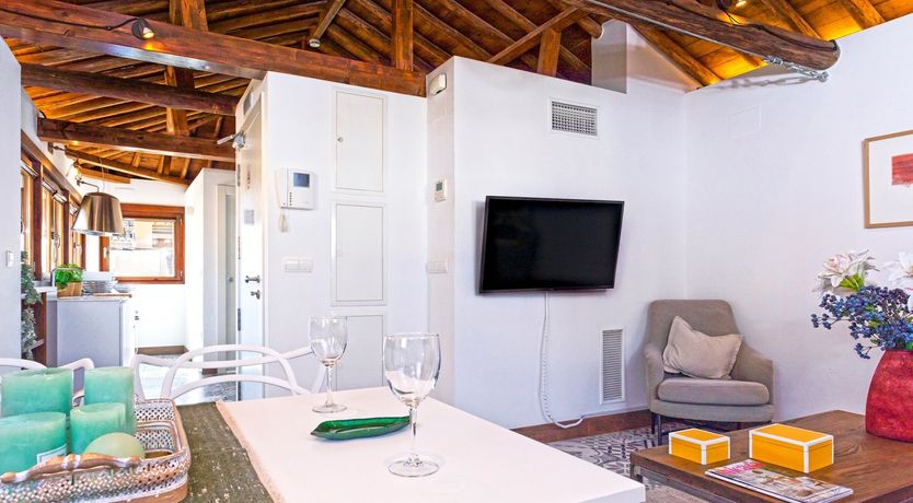 Photo of Apartment of Antiquity