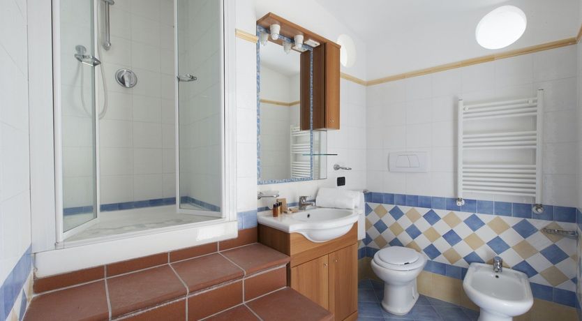 Photo of Sunset Lounge