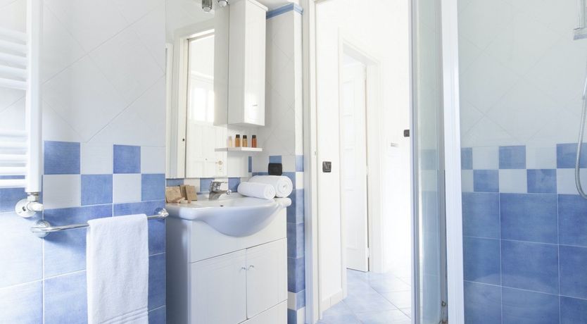 Photo of Sunset Lounge