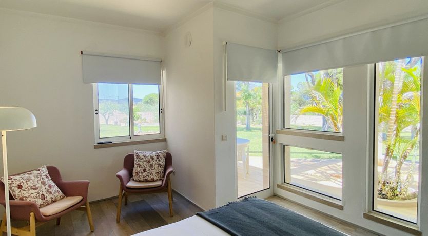 Photo of Seventies Vibes & Bougainvillea