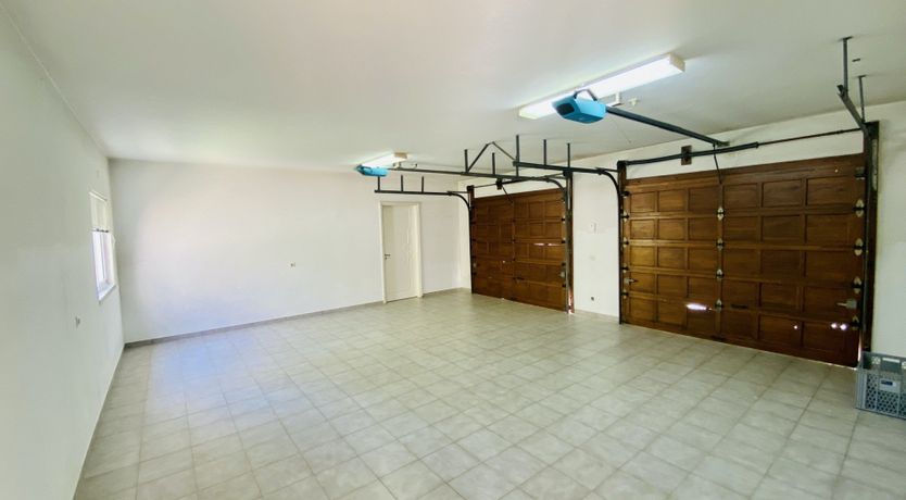 Photo of Seventies Vibes & Bougainvillea