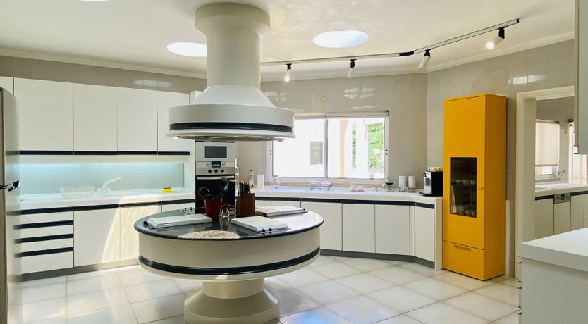 Photo of Seventies Vibes & Bougainvillea