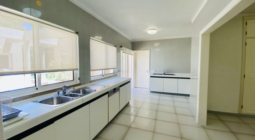 Photo of Seventies Vibes & Bougainvillea