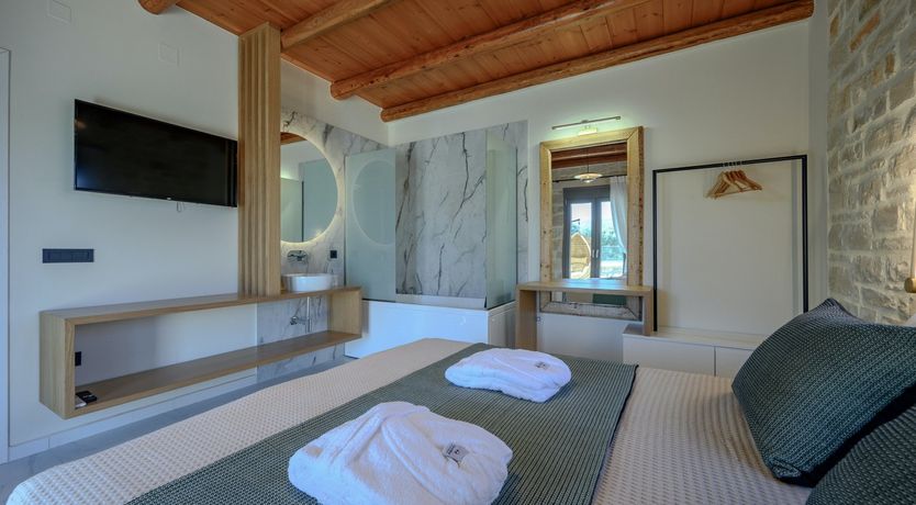 Photo of Sunbathe & Stargaze