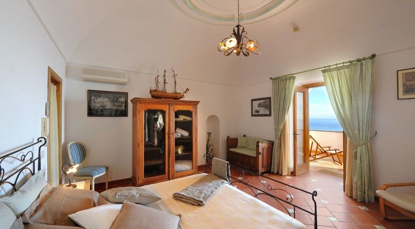 Photo of Picture of Praiano