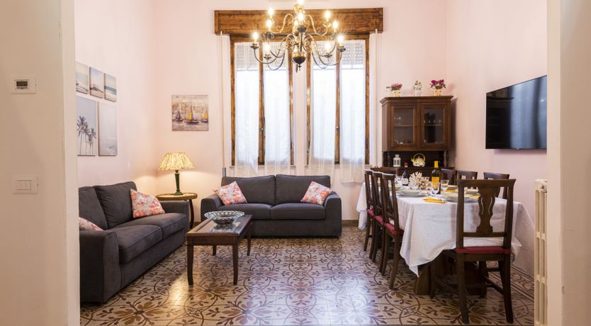 Photo of Sea Air & Leaves