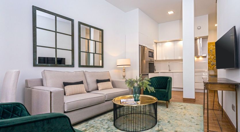 Photo of Gold & Green