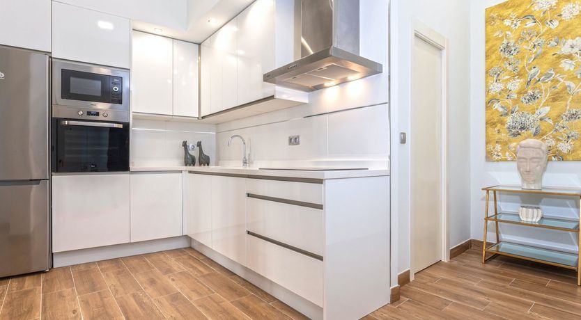 Photo of Gold & Green