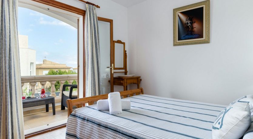 Photo of Path to Sea