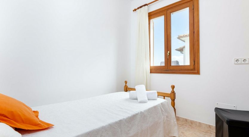 Photo of Path to Sea