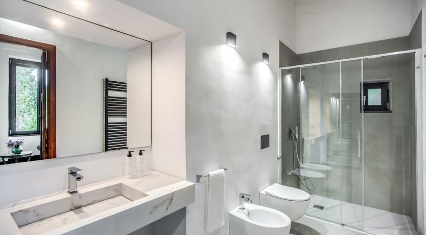 Photo of Whispering Wisteria