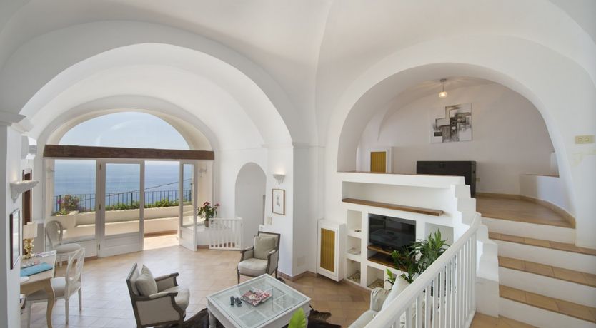 Photo of Arch Above the Sea