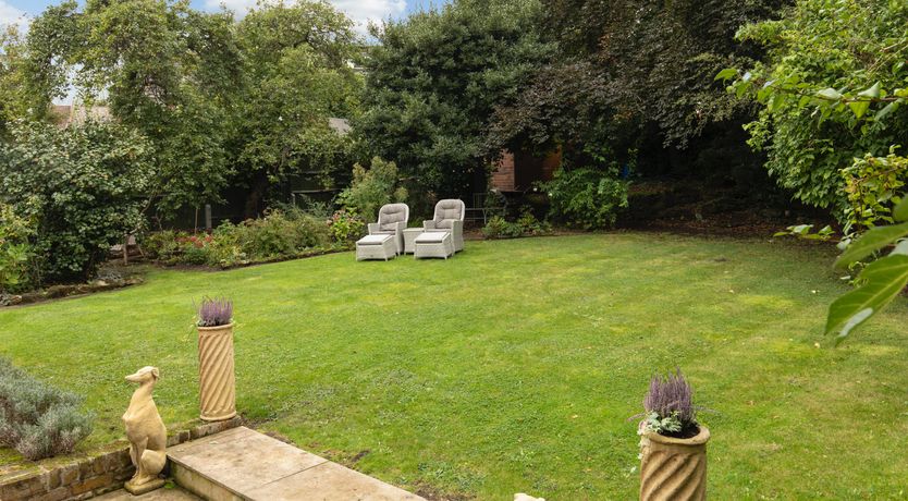 Photo of Edwardian Elegance