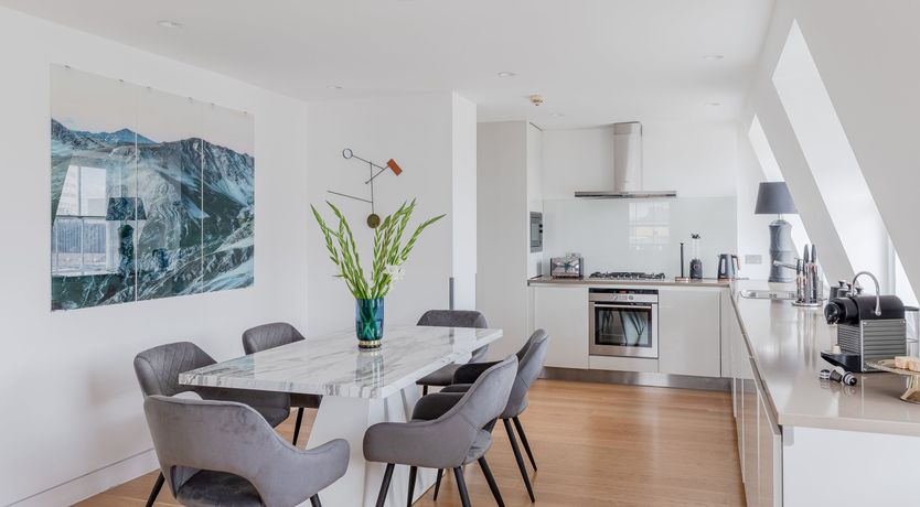 Photo of Markets & Velvet