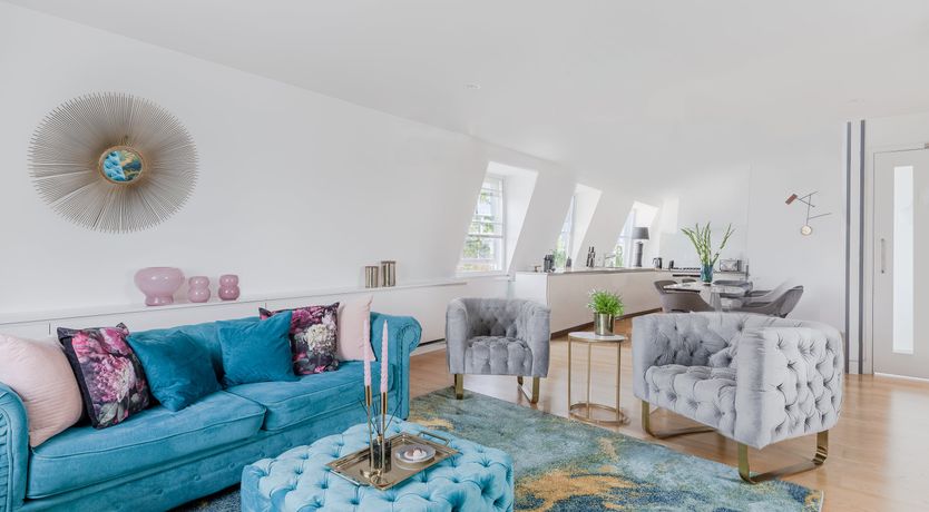 Photo of Markets & Velvet