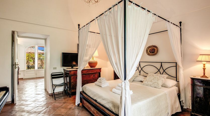 Photo of Pink House Hill