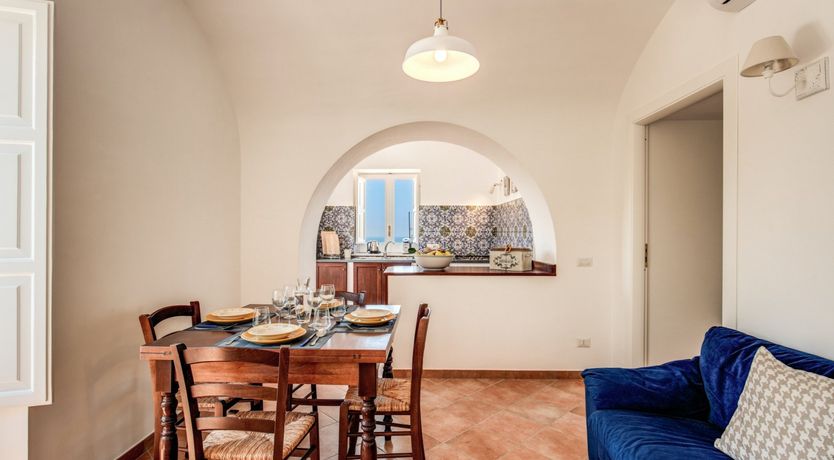 Photo of Pink House Hill