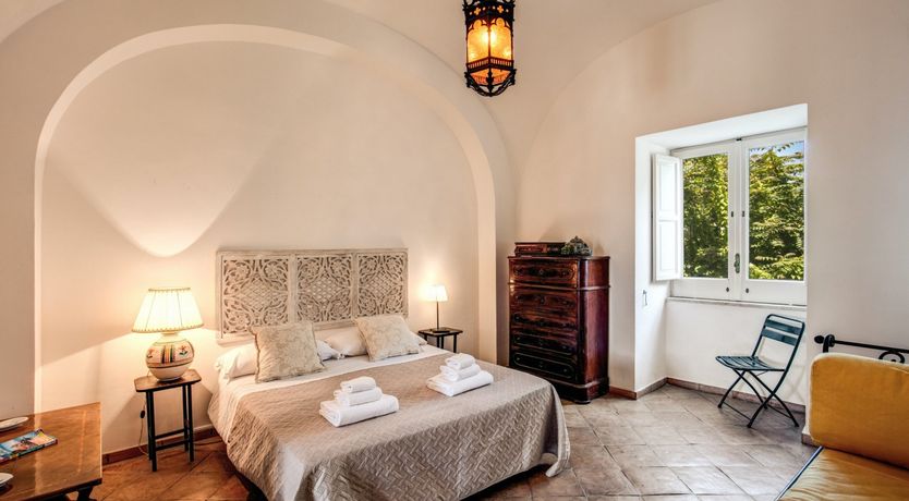 Photo of Pink House Hill