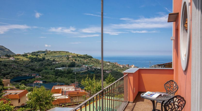 Photo of Pink House Hill