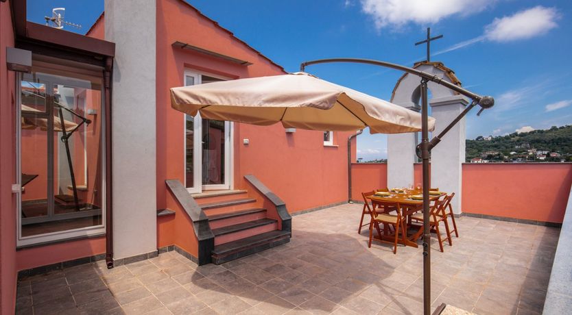 Photo of Pink House Hill