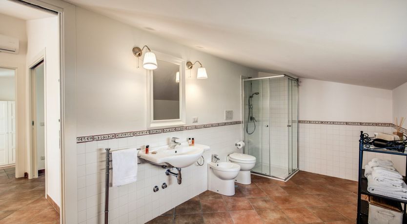 Photo of Pink House Hill