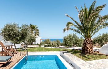 Olive Fields & Old Coasts Villa