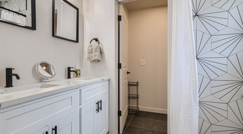 Photo of Sierra Skies