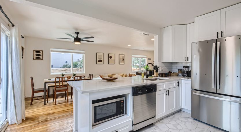 Photo of Sierra Skies