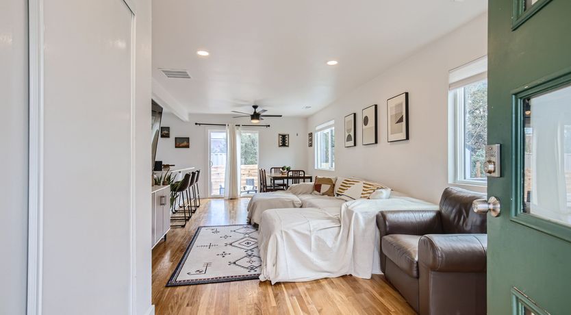 Photo of Sierra Skies