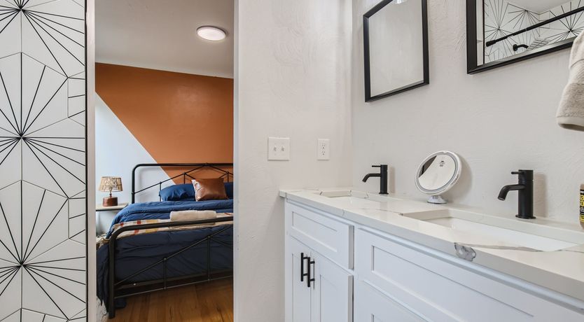 Photo of Sierra Skies