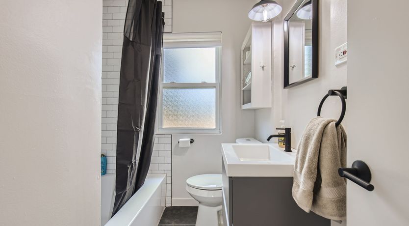 Photo of Sierra Skies