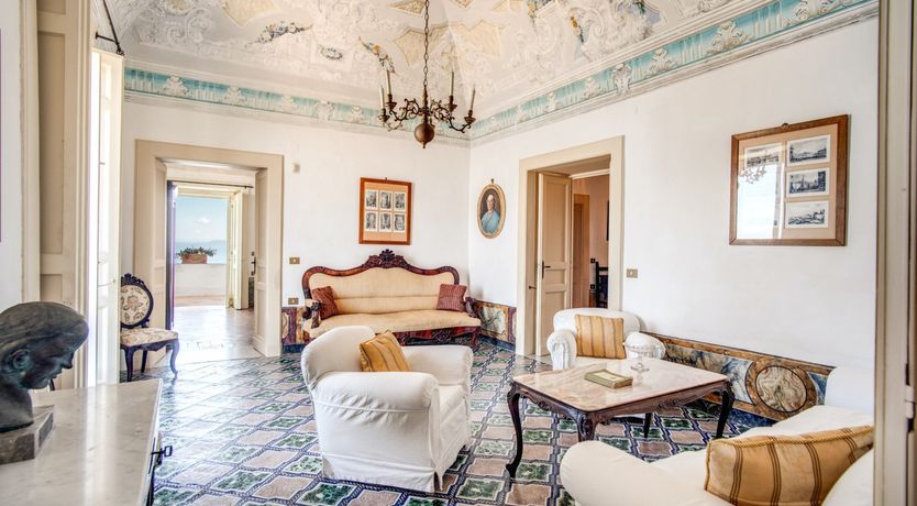 Photo of Tiptoe on the Terrace