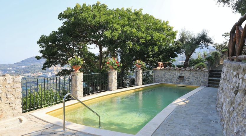 Photo of Tiptoe on the Terrace