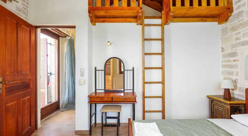 Photo of Ariadne's Escape