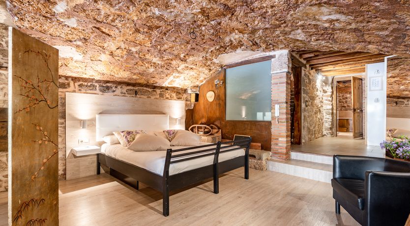 Photo of Tunnel Of Love