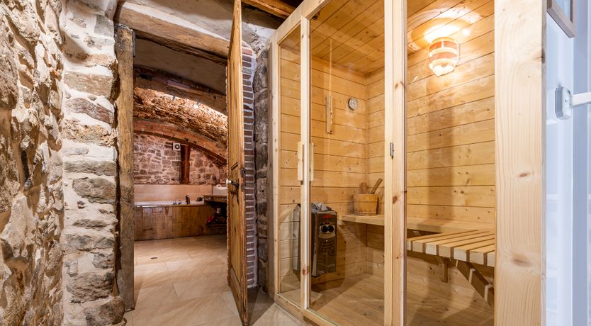 Photo of Tunnel Of Love