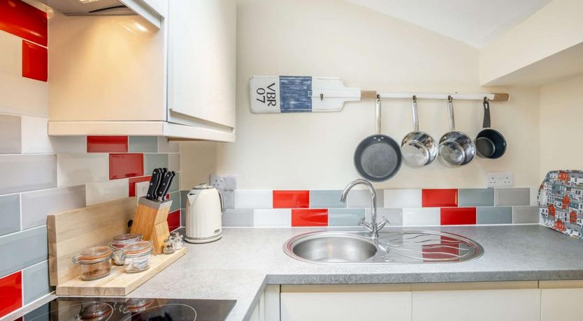 Photo of 2 Bed in Llwyngwril